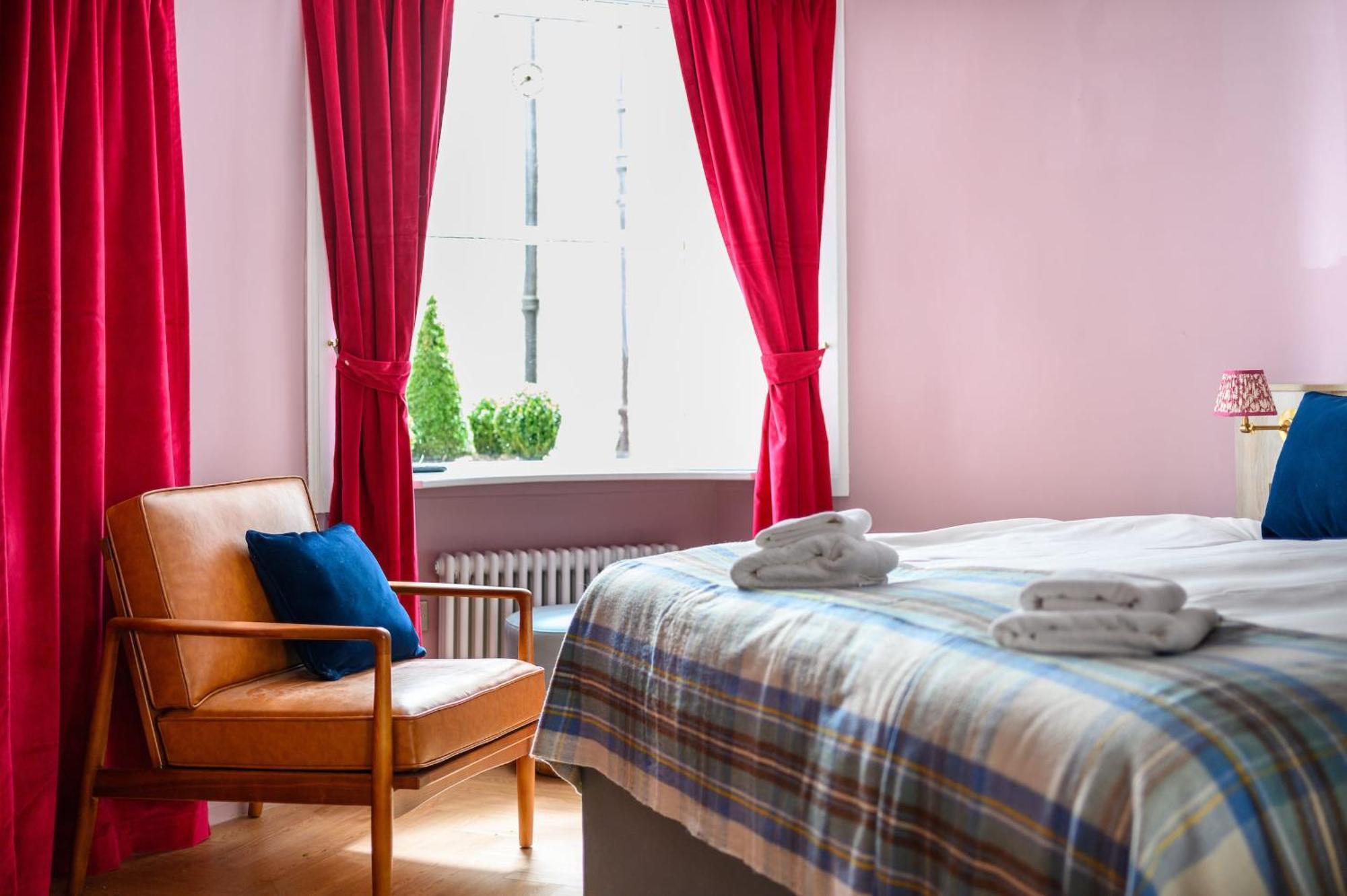 Queen Charlotte Guesthouse Edinburg Exteriör bild