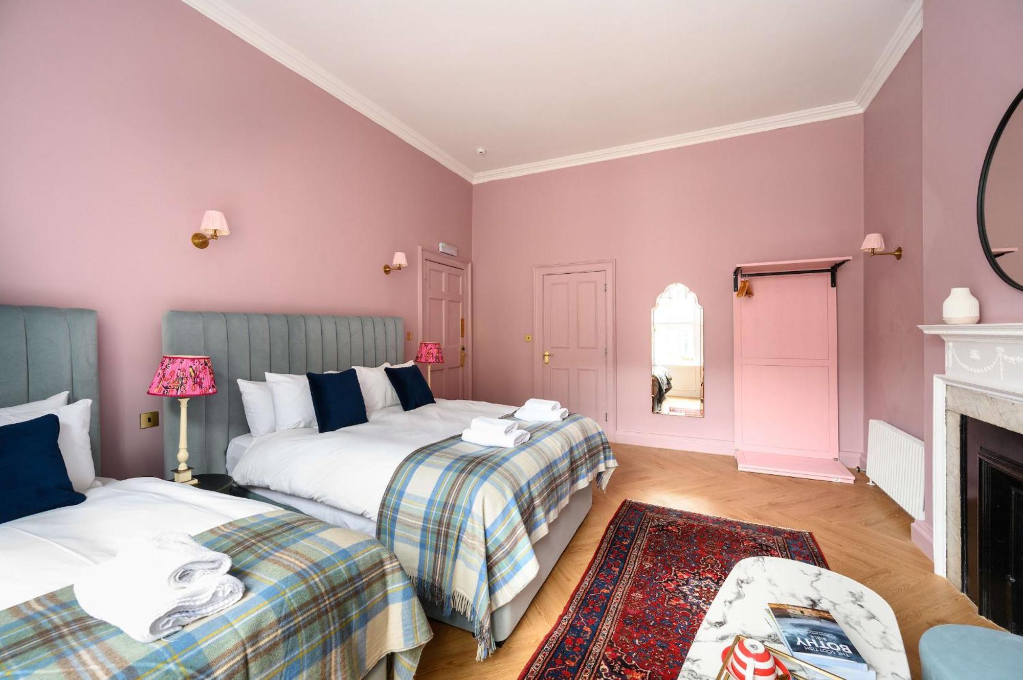 Queen Charlotte Guesthouse Edinburg Exteriör bild